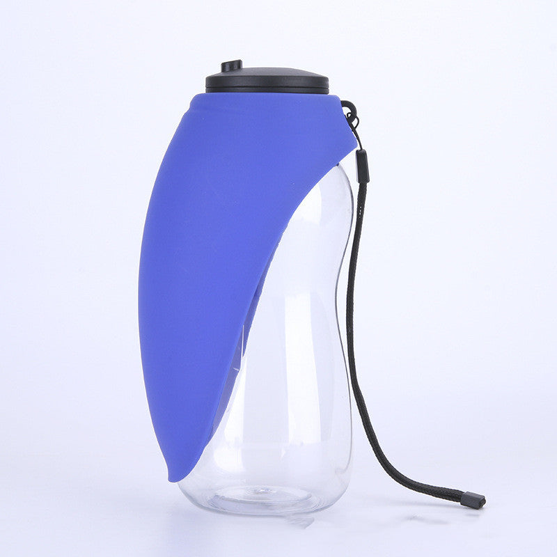 680ml portable dog water bottle with drinking trough